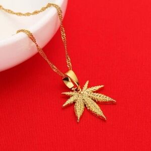 Leaf necklace